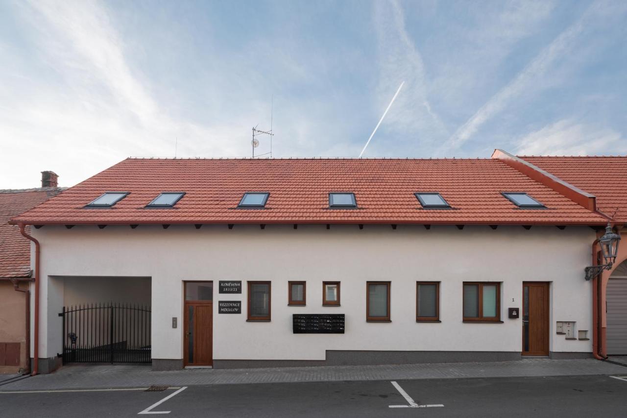 Rezidence Konevova, Mikulov Lägenhet Exteriör bild